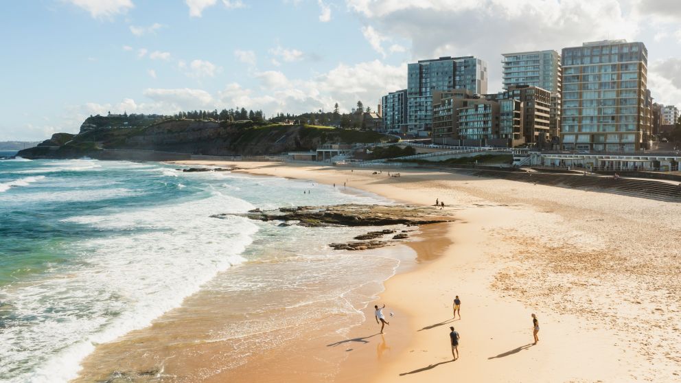 StudyNSW_Beach_Shoot_friends_on_Newcastle_Beach_DT
